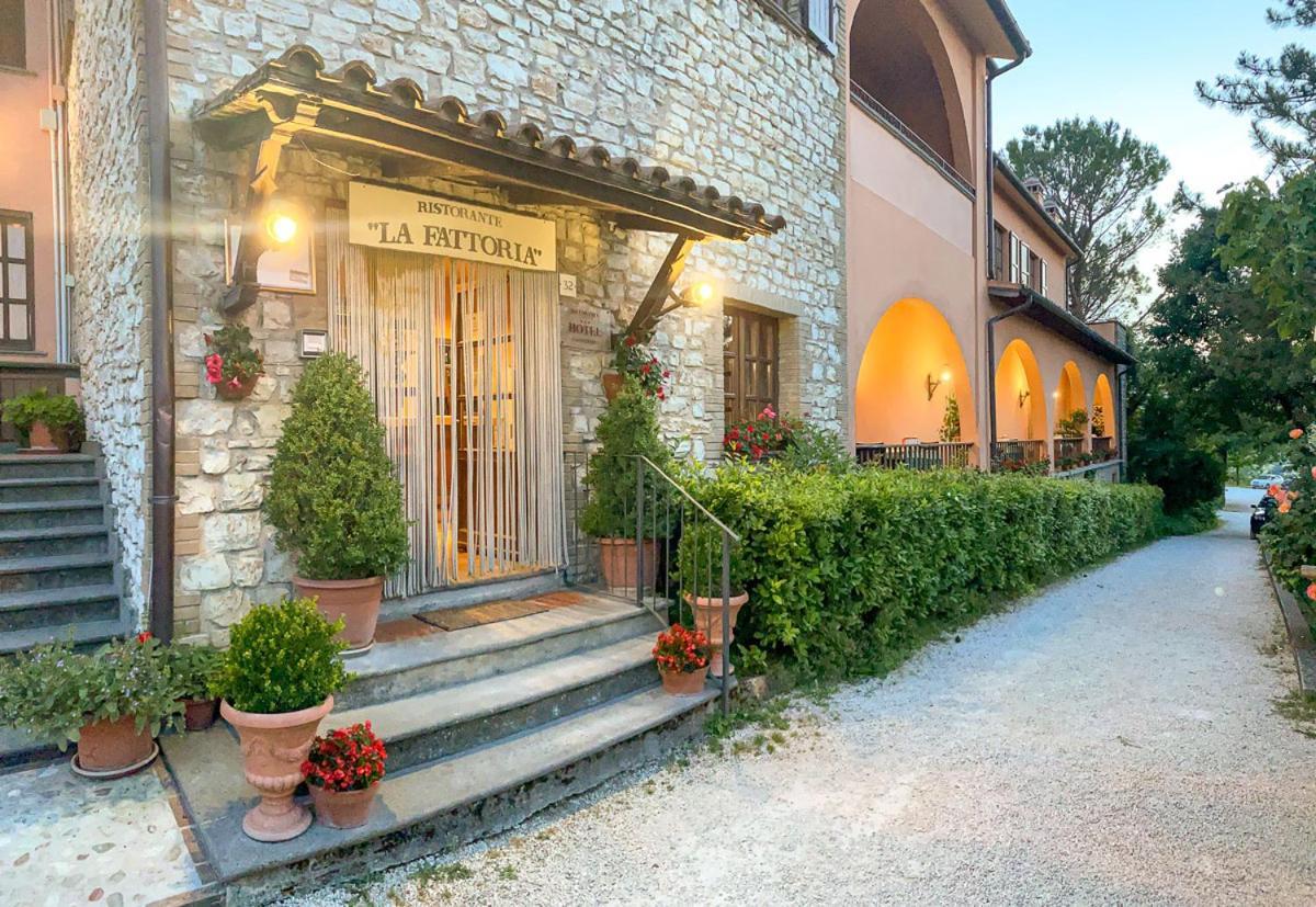 Hotel La Fattoria San Giovanni Di Baiano Buitenkant foto