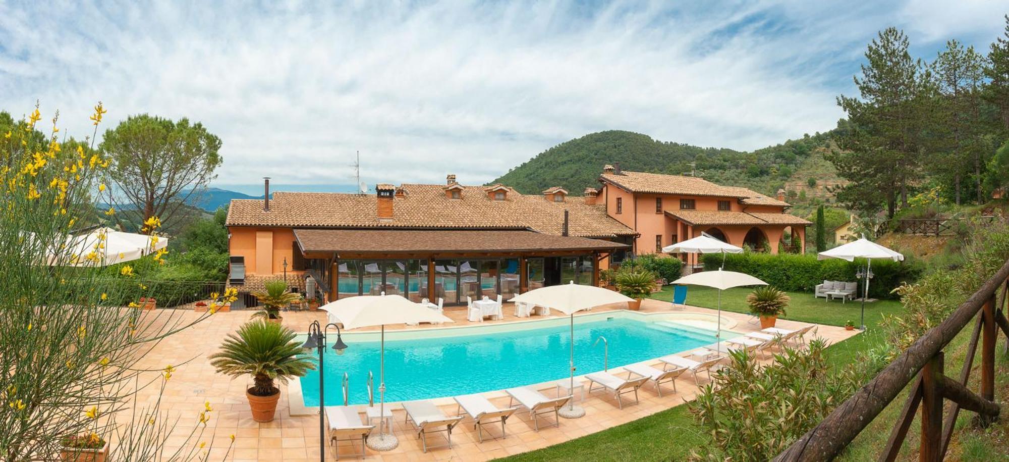 Hotel La Fattoria San Giovanni Di Baiano Buitenkant foto